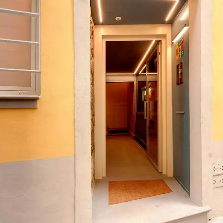 Pop Tower Apartments By Mamo Florence Exterior photo