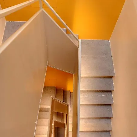 Pop Tower Apartments By Mamo Florence Exterior photo